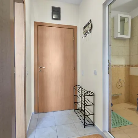 Apartman Charming 1-bedroom In Ravda By Flat Mаnаger